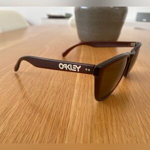 Gen 1 Vintage Oakley Frogskins circa 1980’s